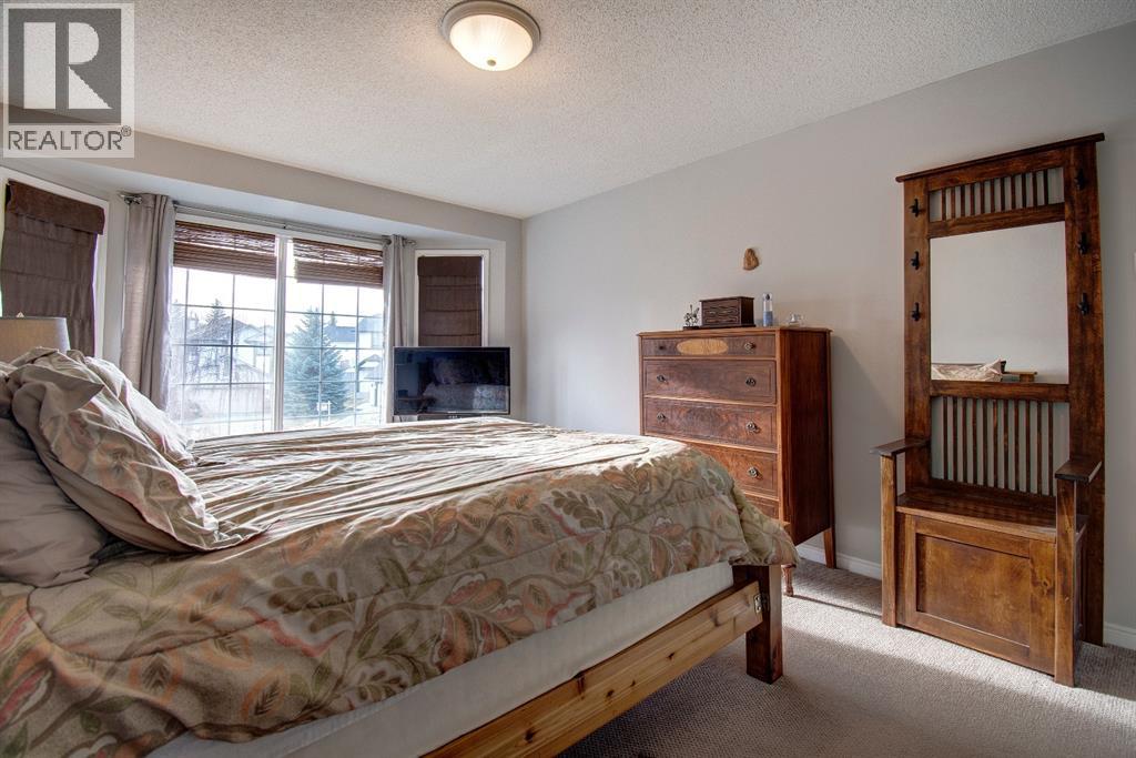 Single Family House for Sale in  Harvest Oak Place NE Harvest Hills Calgary 