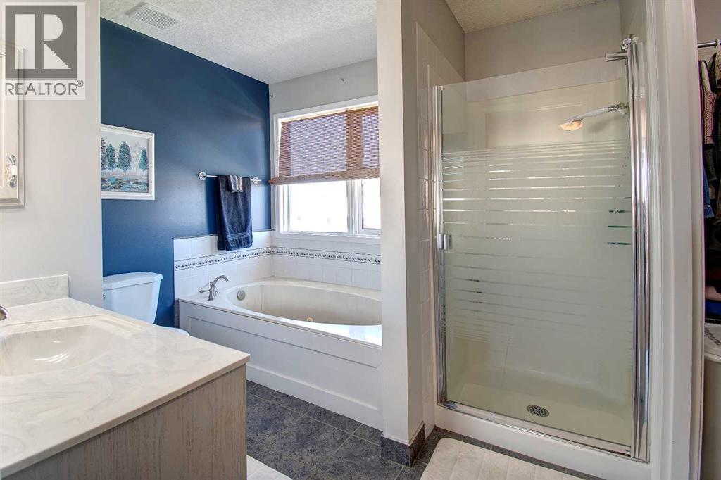 Single Family House for Sale in  Harvest Oak Place NE Harvest Hills Calgary 