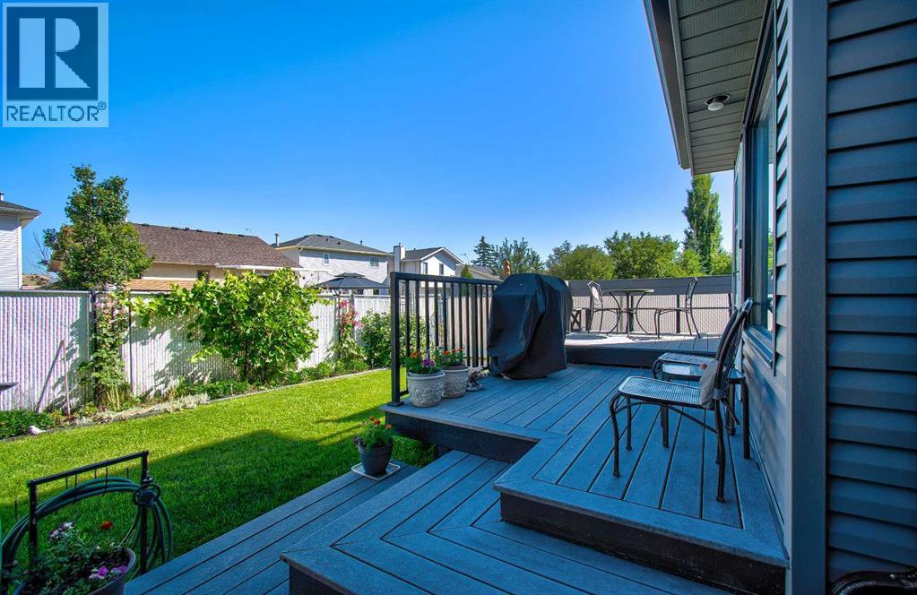 Single Family House for Sale in  Harvest Oak Place NE Harvest Hills Calgary 
