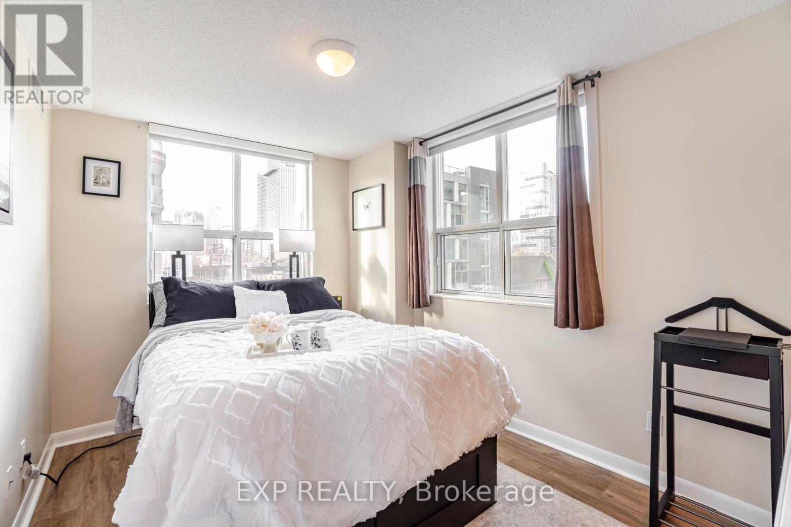 Photo 39 of 566 313 Richmond Street E, Toronto ON