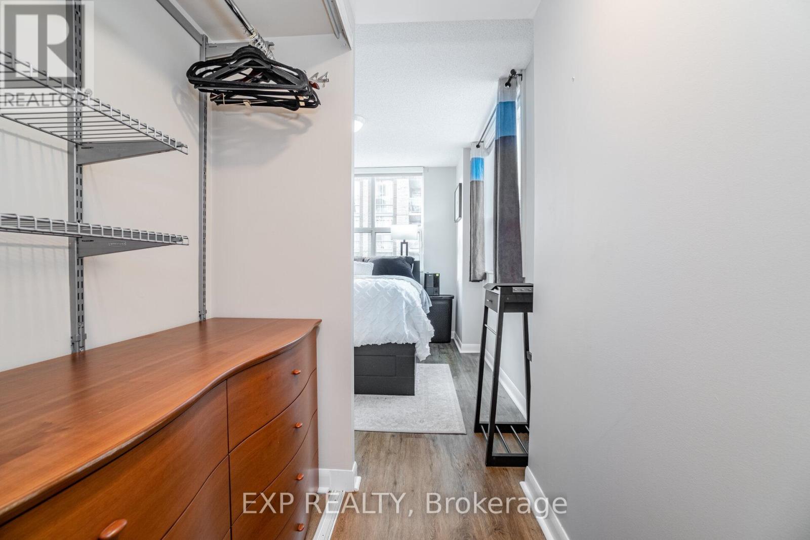 Photo 2 of 566 313 Richmond Street E, Toronto ON