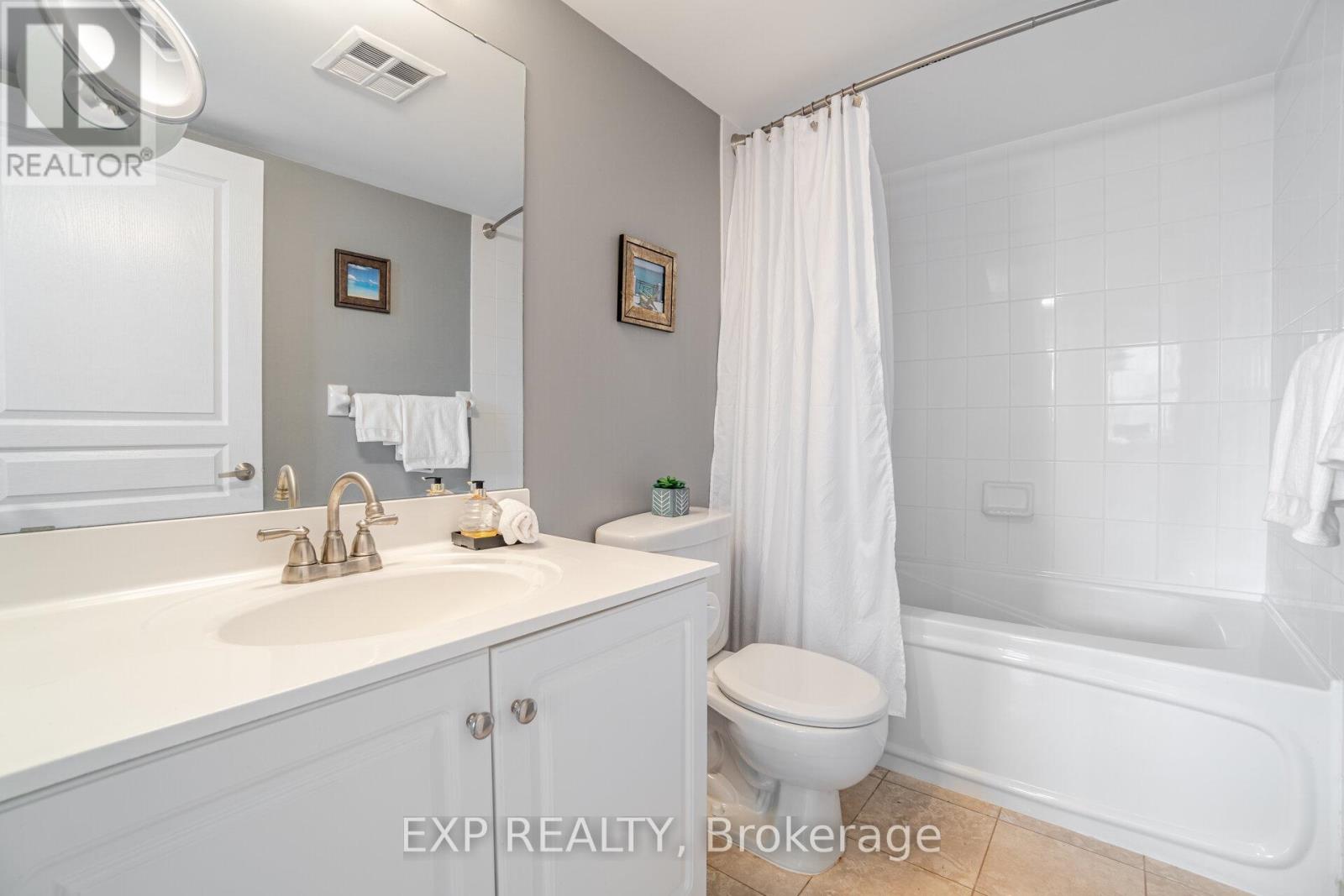 Photo 21 of 566 313 Richmond Street E, Toronto ON