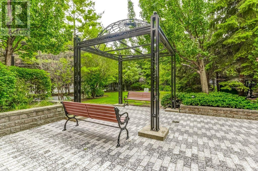 Photo 42 of 527 650 Sheppard Avenue E, Toronto ON