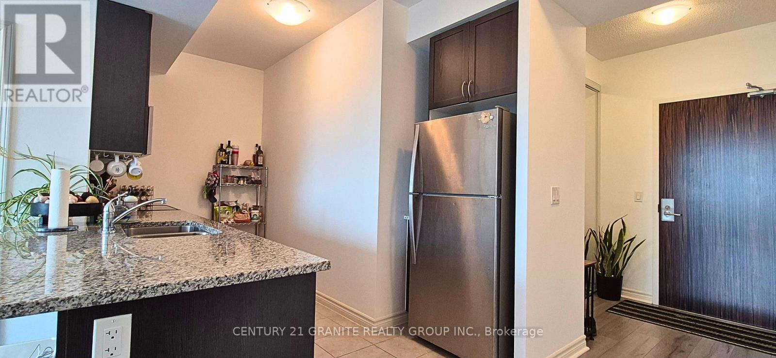 Photo 6 of 1719 349 Rathburn Road, Mississauga ON