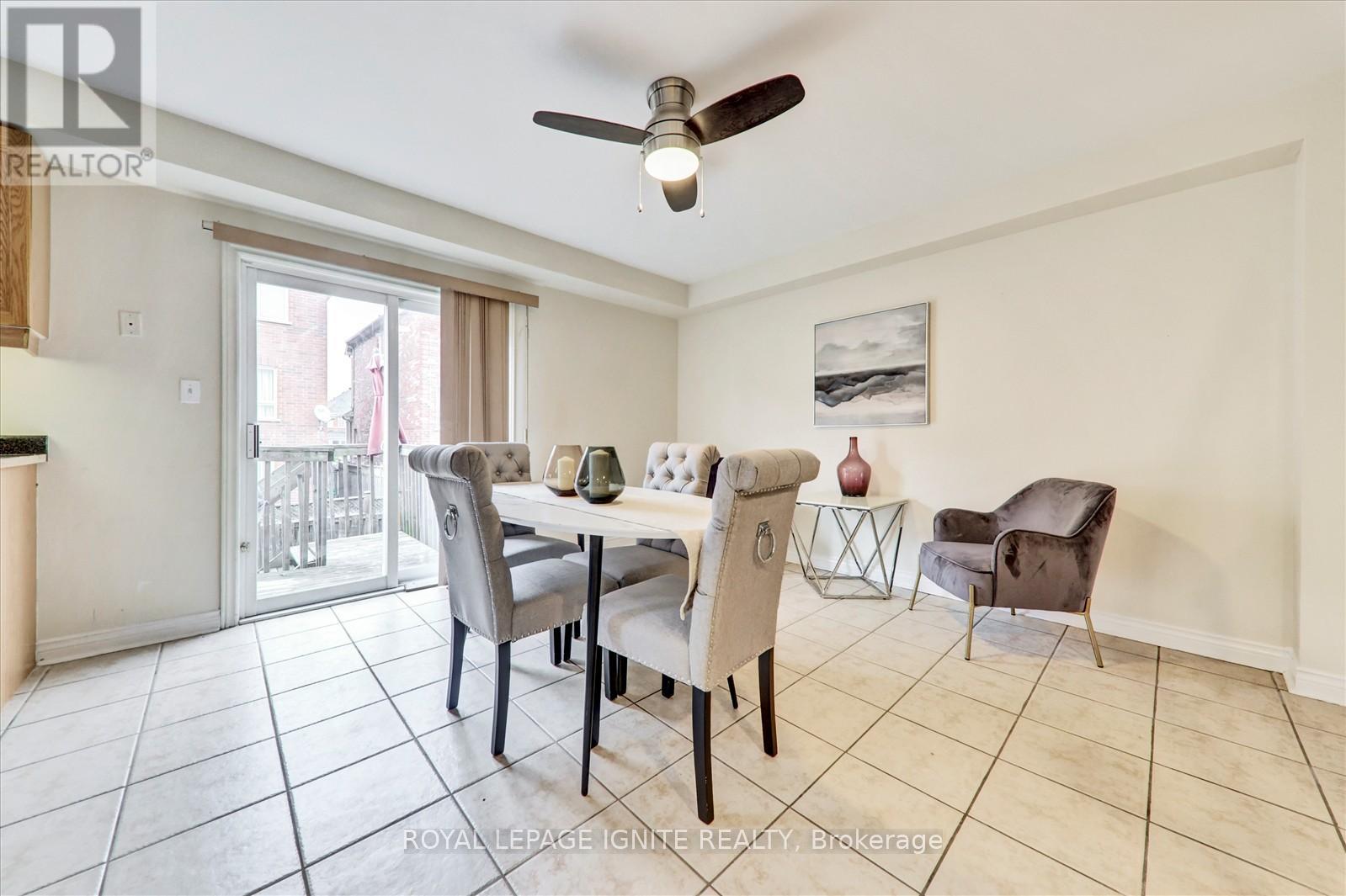 Photo 12 of 121 Flycatcher Avenue, Toronto ON