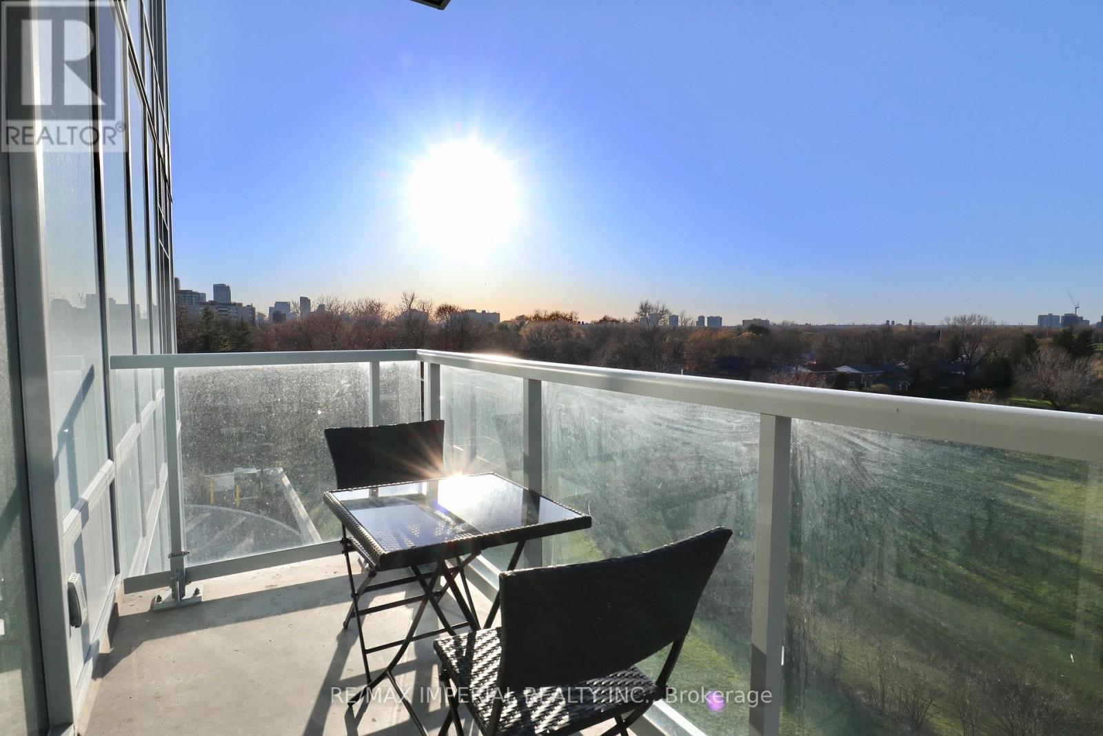 Photo 6 of 402 3220 Sheppard Avenue E, Toronto ON