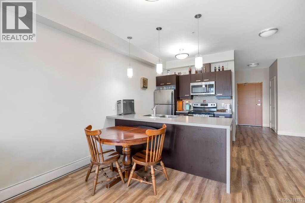 Photo 18 of 207 5822 Garden St, Duncan BC