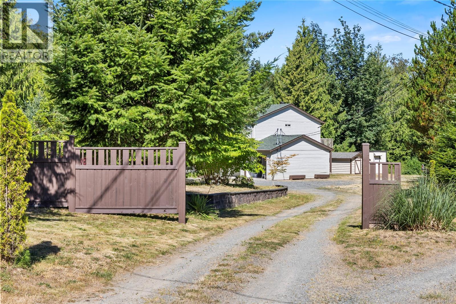 Photo 26 of 1092 Koskimo Rd, Qualicum Beach BC