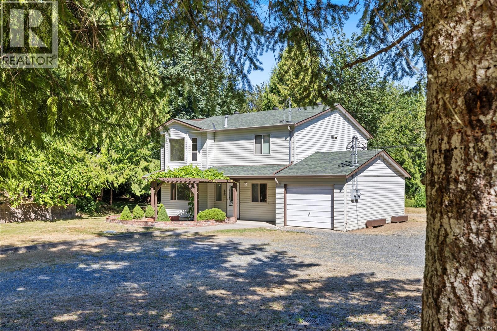 Photo 21 of 1092 Koskimo Rd, Qualicum Beach BC