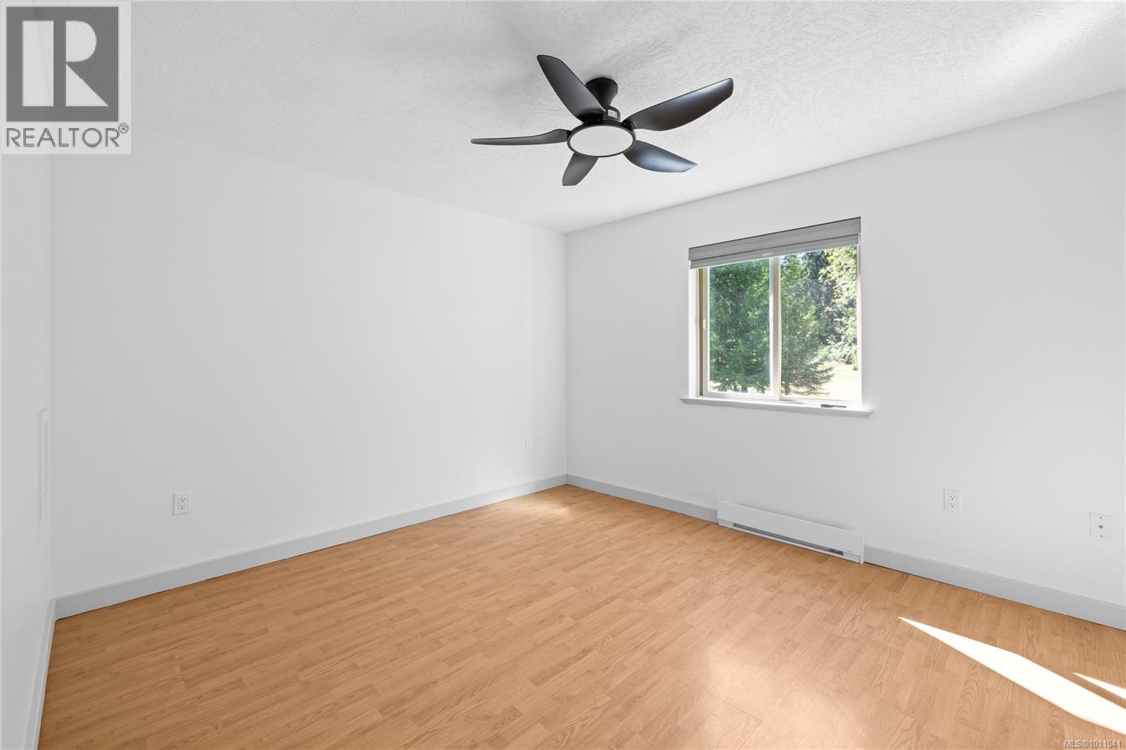 Photo 3 of 1092 Koskimo Rd, Qualicum Beach BC