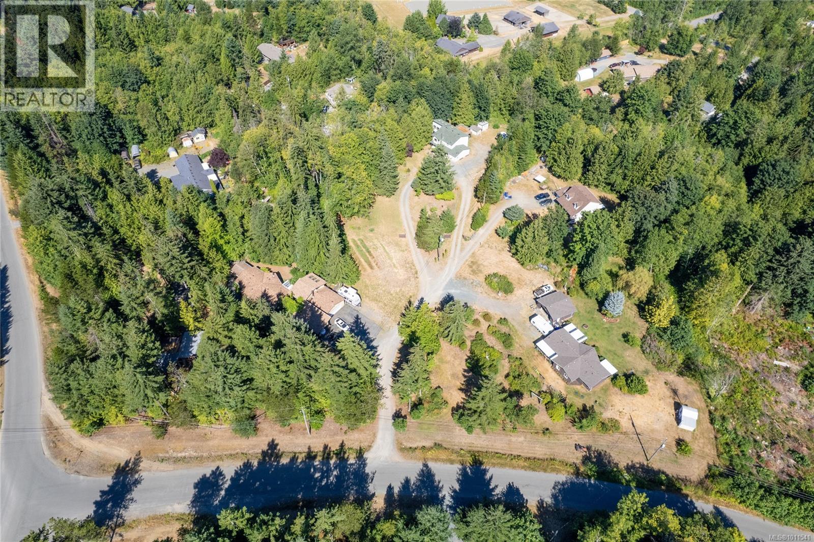 Photo 43 of 1092 Koskimo Rd, Qualicum Beach BC