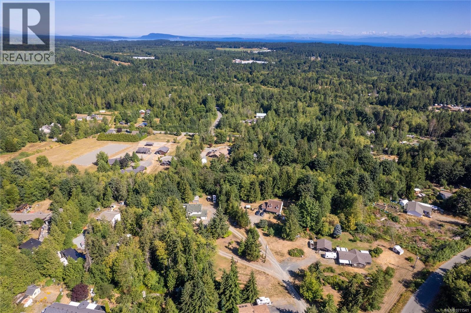 Photo 36 of 1092 Koskimo Rd, Qualicum Beach BC