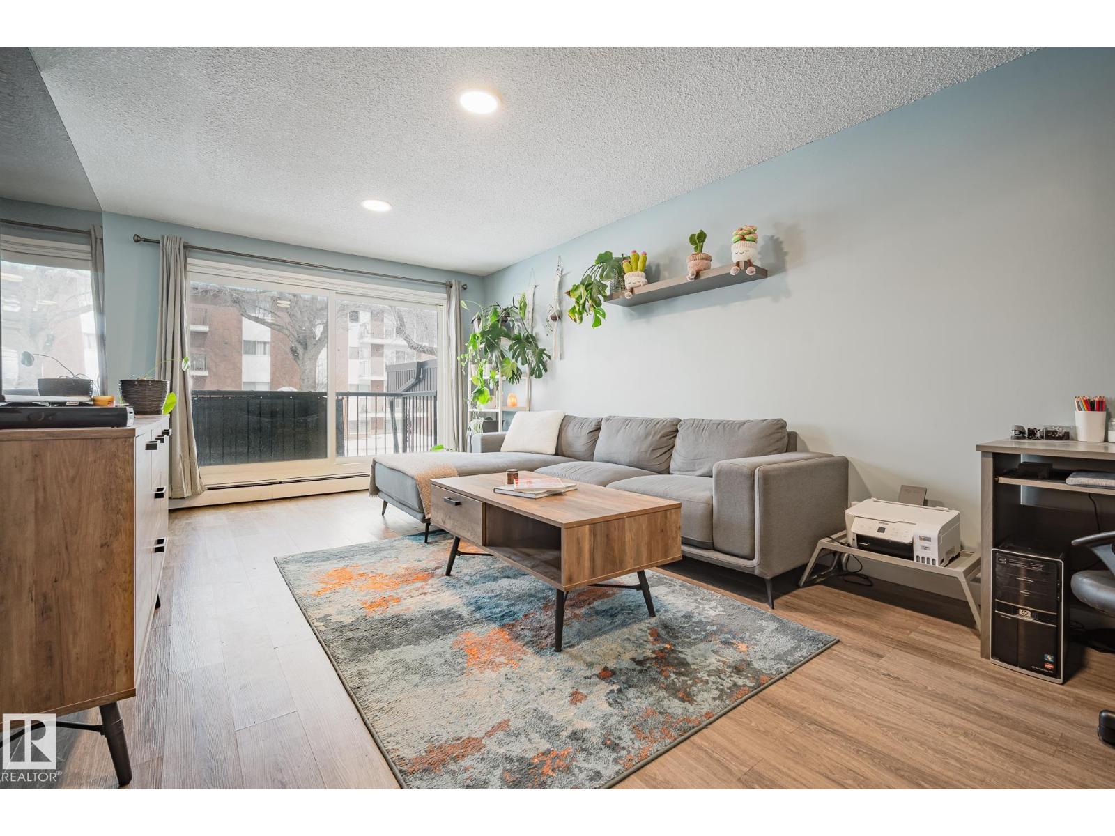 Photo 1 of 10149 83 Av Nw, Edmonton AB