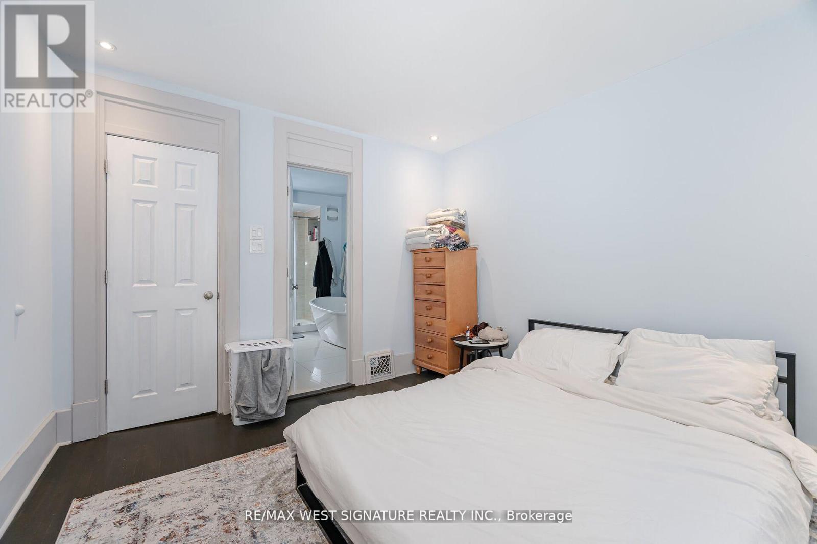 Photo 14 of 195 Victoria Street W, New Tecumseth ON