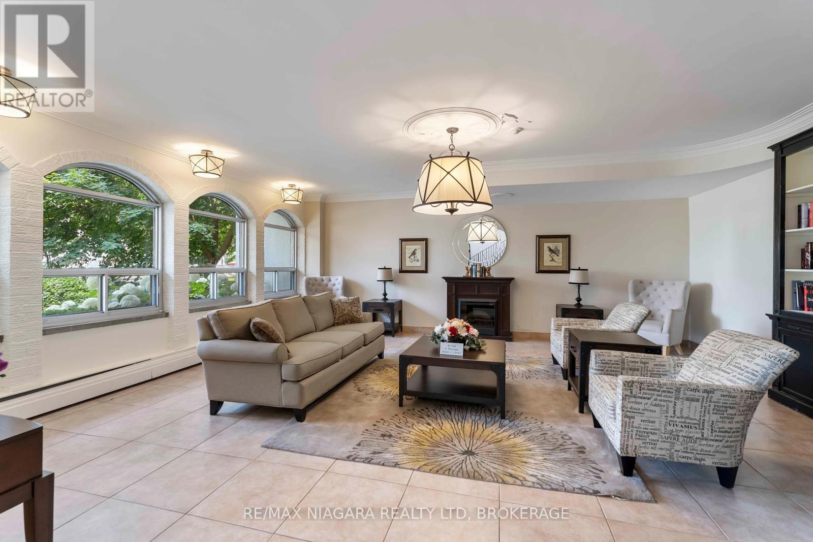 Photo 4 of 602 365 Geneva Street, St Catharines ON