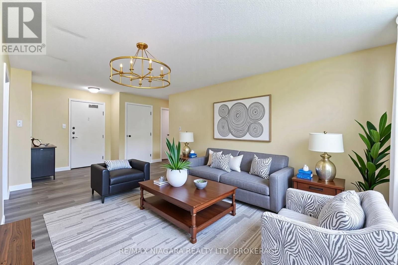 Photo 8 of 602 365 Geneva Street, St Catharines ON