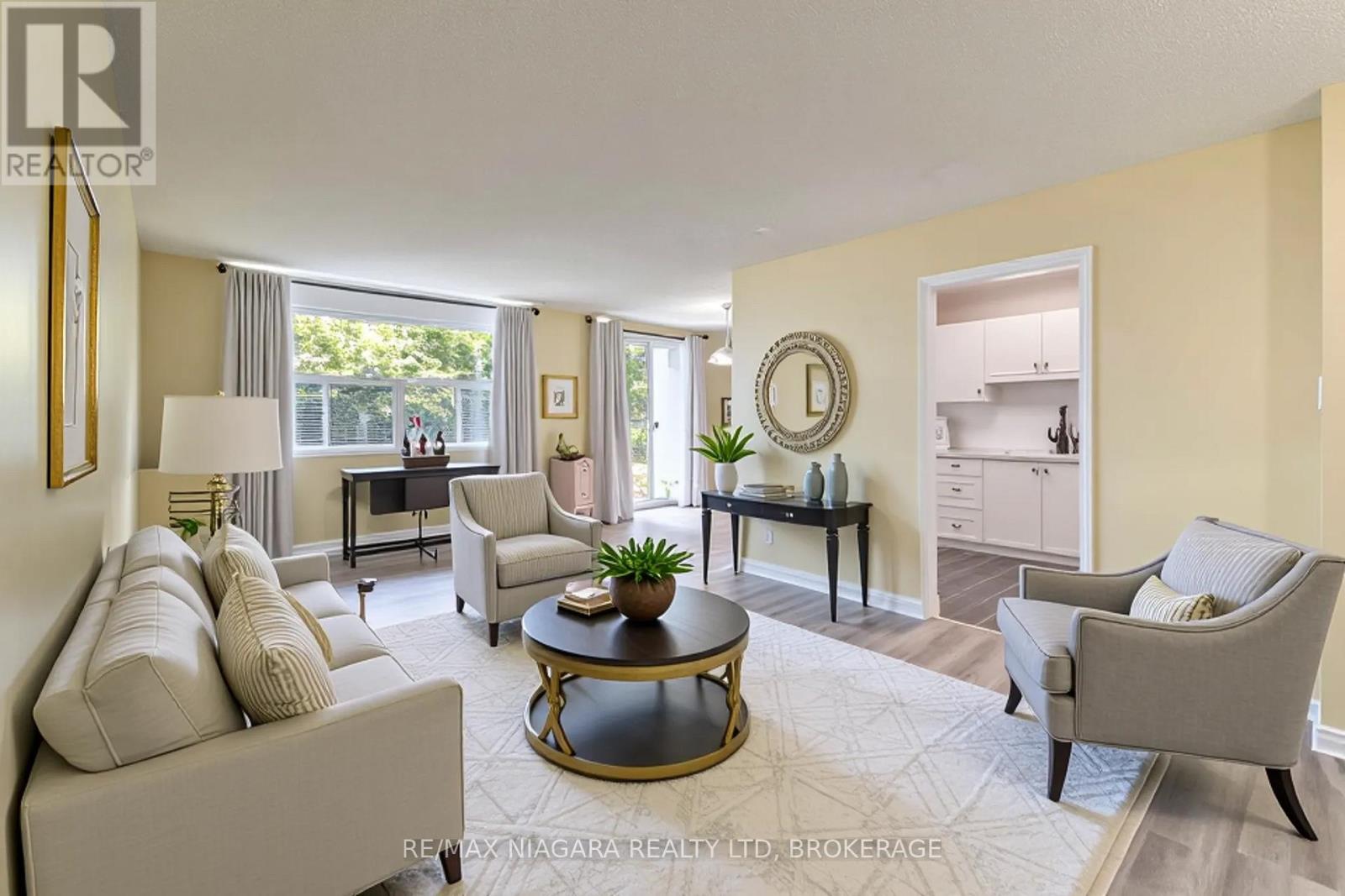 Photo 7 of 602 365 Geneva Street, St Catharines ON