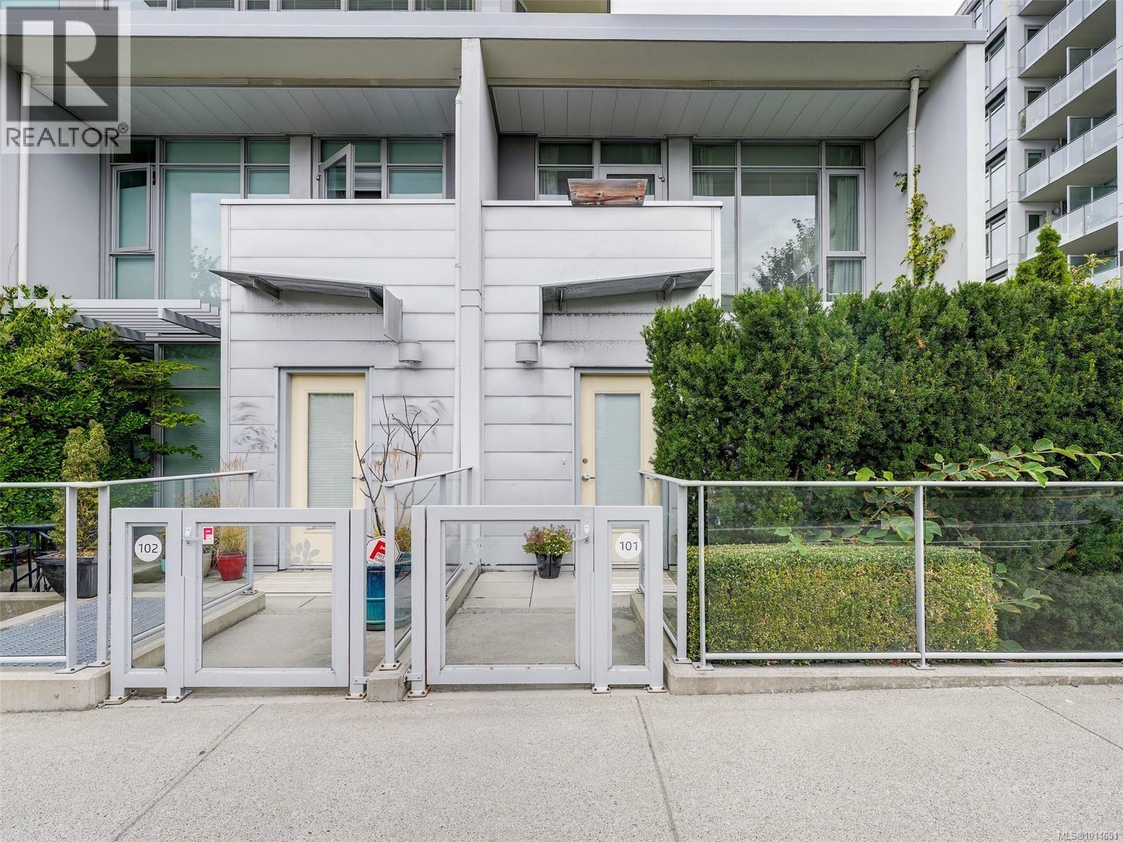101 379 TYEE Rd, Victoria