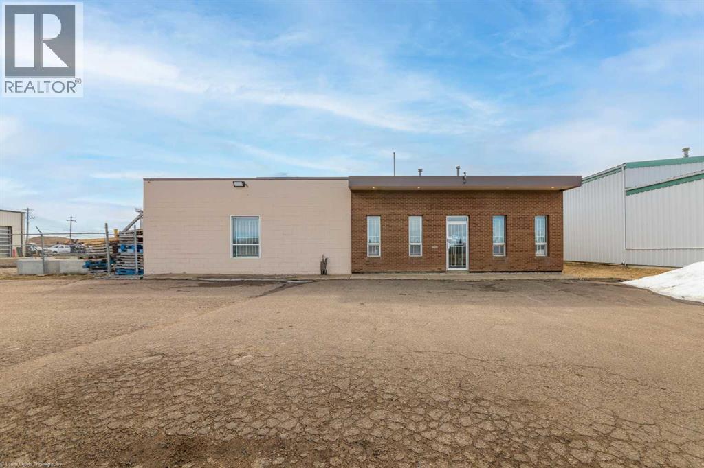 Photo 5 of 4005 52 Street, Lloydminster SK