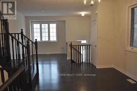 Photo 6 of 1331 Granrock Crescent, Mississauga ON