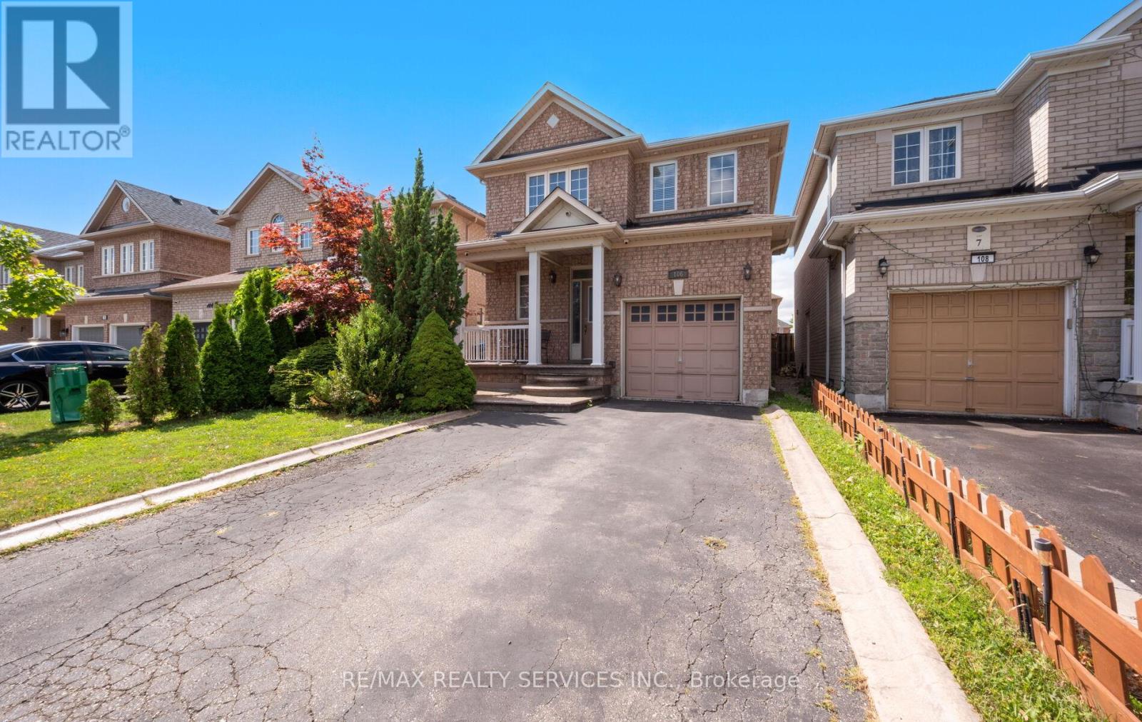 Photo 3 of 106 Beavervalley Drive, Brampton ON