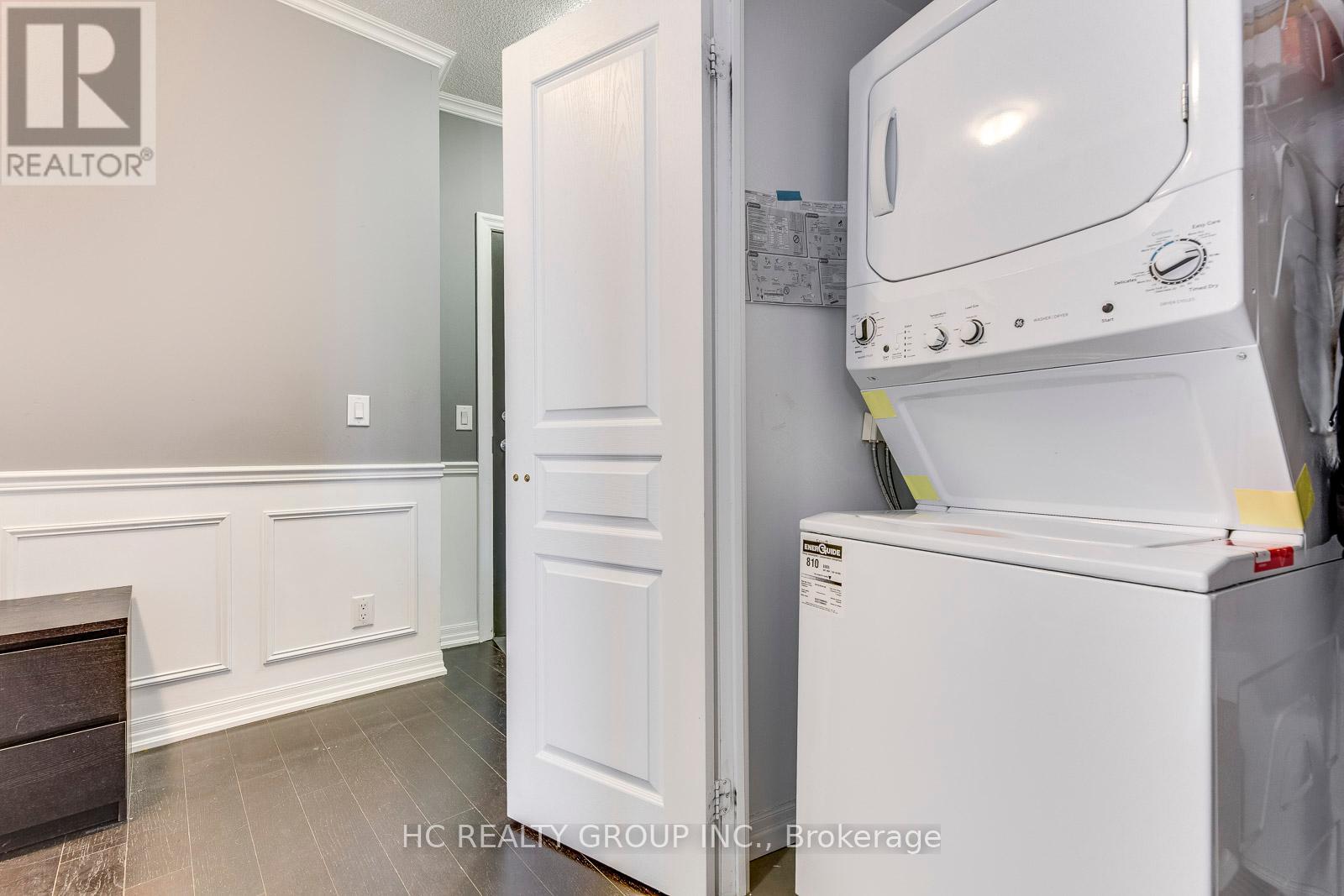 Photo 18 of 1804 223 Webb Drive, Mississauga ON