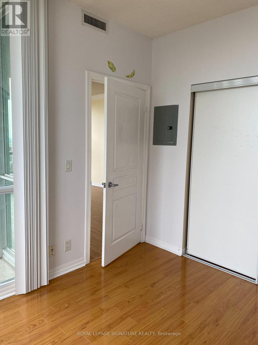 Photo 15 of 2607 3939 Duke Of York Boulevard, Mississauga ON