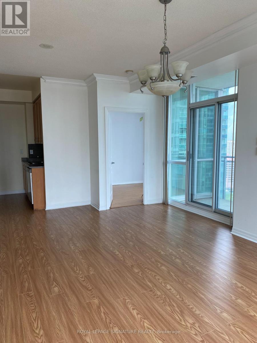 Photo 8 of 2607 3939 Duke Of York Boulevard, Mississauga ON