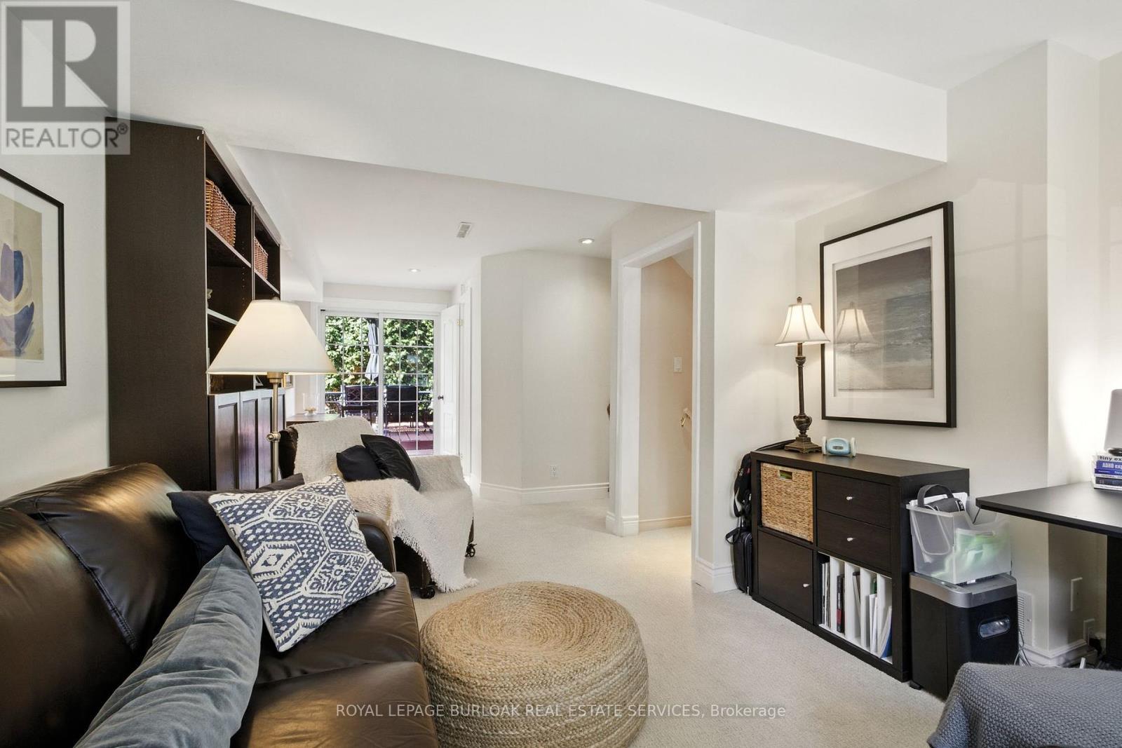 Photo 17 of 4042 Melba Lane, Burlington ON