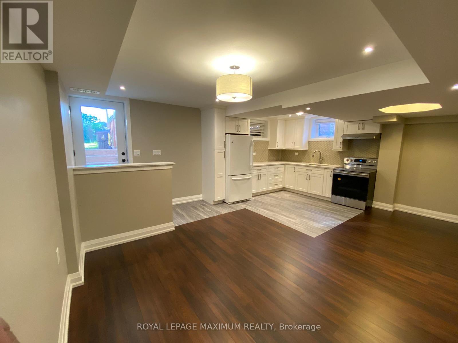 Photo 6 of Basement 84 Enfield Avenue, Toronto ON