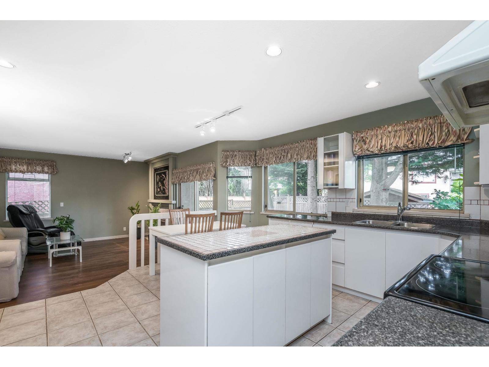 Photo 13 of 10862 160 Street, Surrey BC
