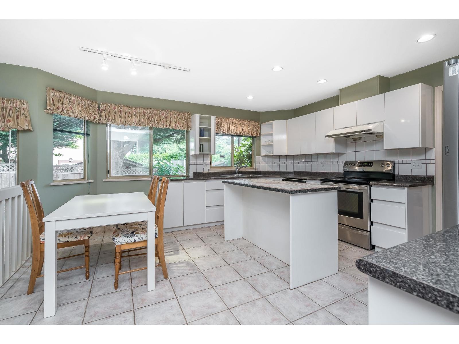 Photo 17 of 10862 160 Street, Surrey BC