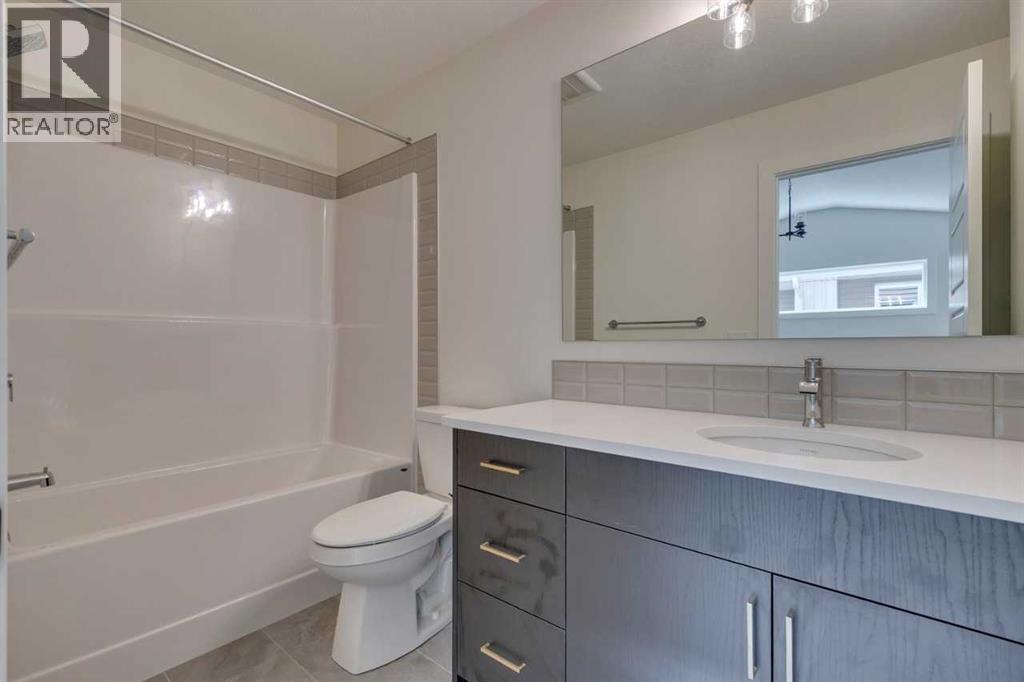 Photo 13 of 760 Langley Terrace Se, Airdrie AB