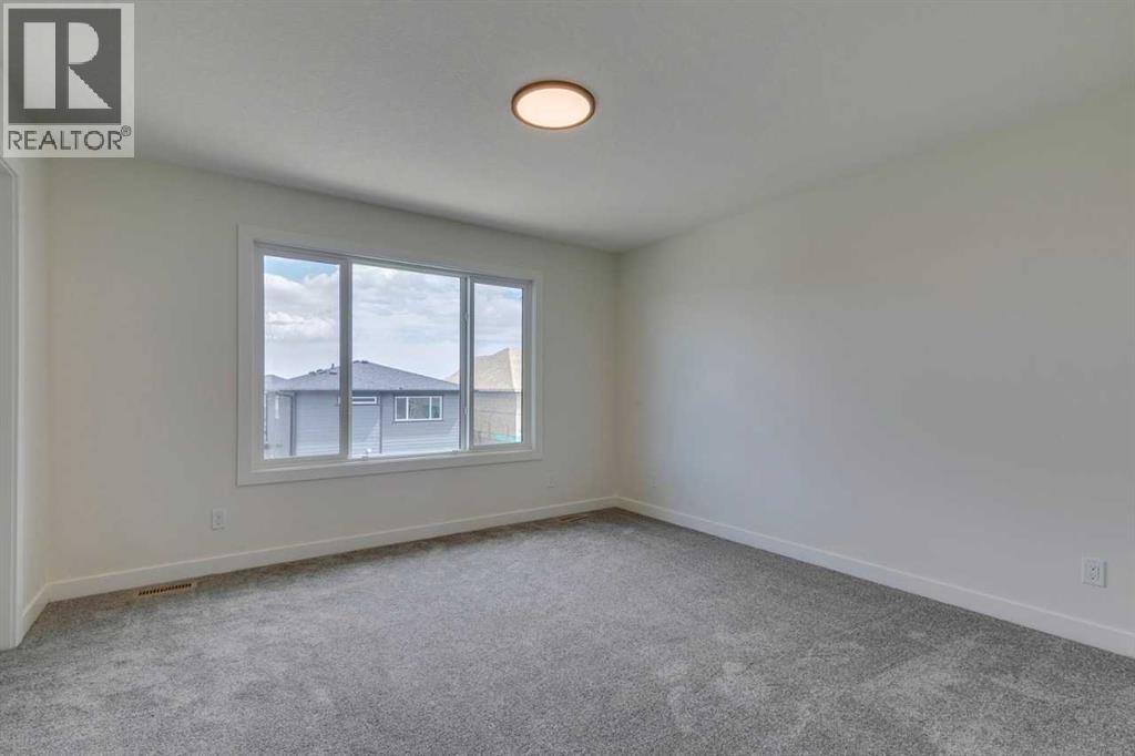 Photo 6 of 760 Langley Terrace Se, Airdrie AB