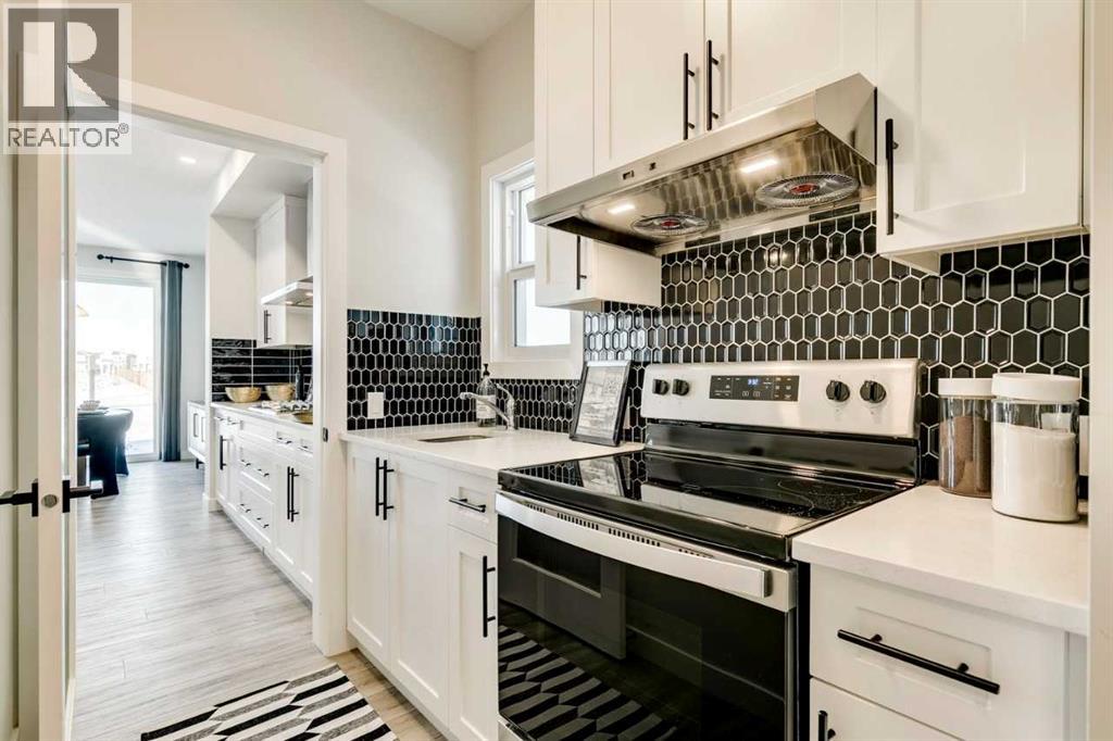 Photo 9 of 249 Dawson Wharf Crescent, Chestermere AB