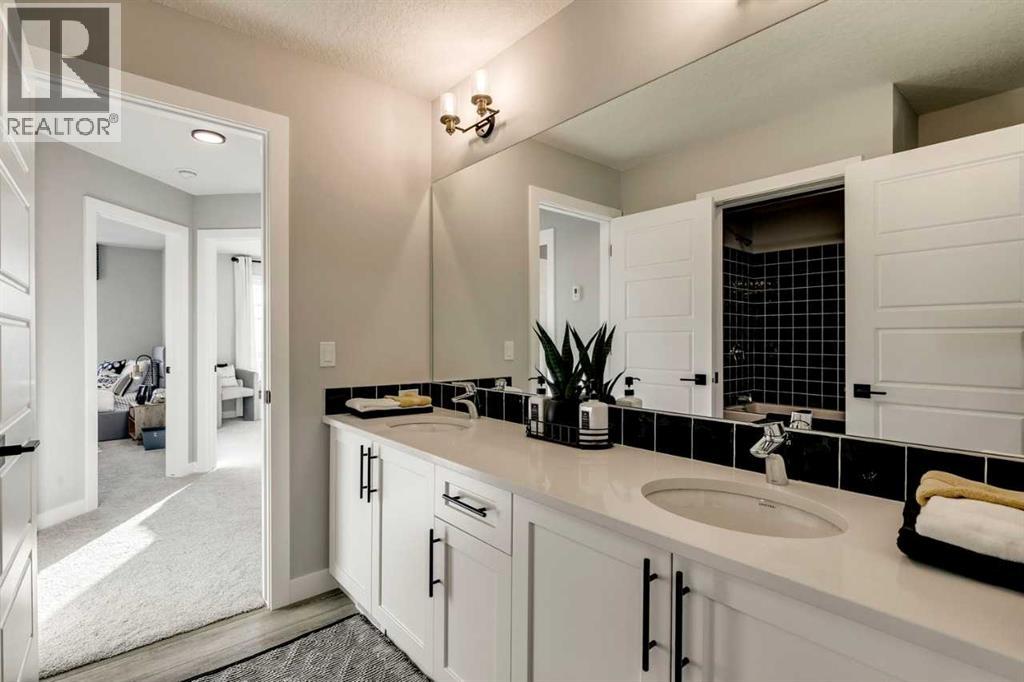 Photo 18 of 249 Dawson Wharf Crescent, Chestermere AB