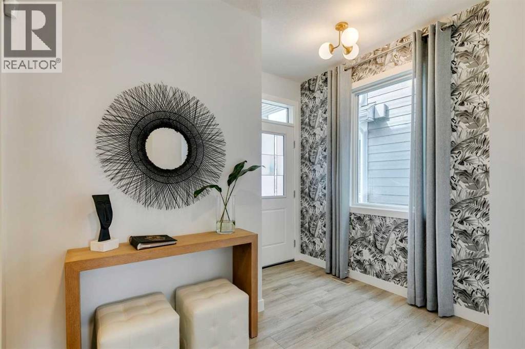 Photo 2 of 306 Hotchkiss Manor Se, Calgary AB