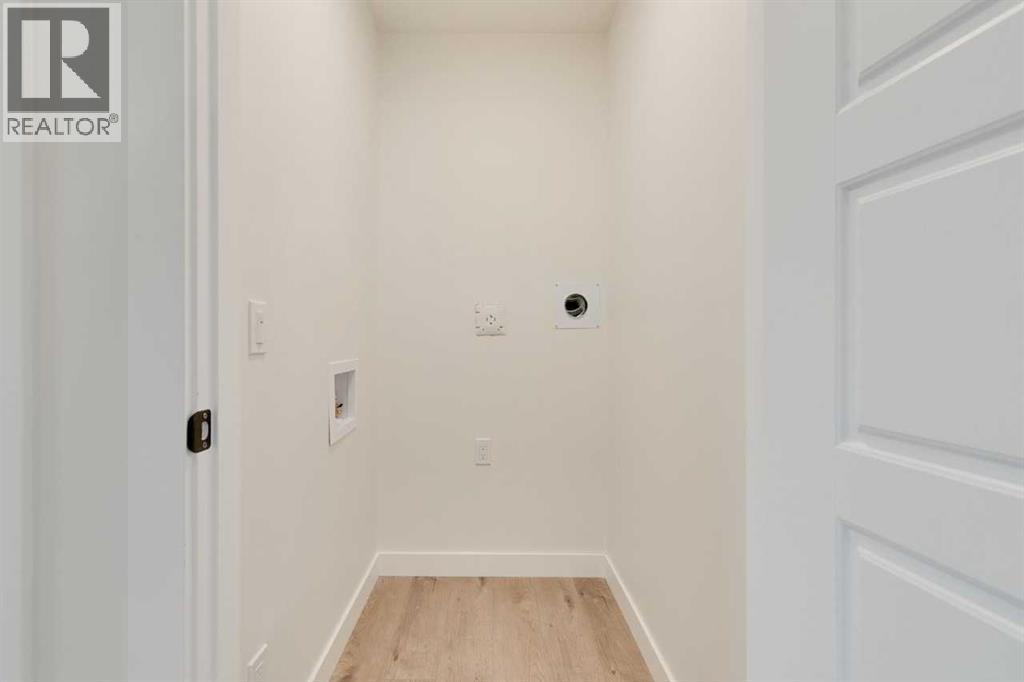 Photo 10 of 612 Buffaloberry Manor Se, Calgary AB
