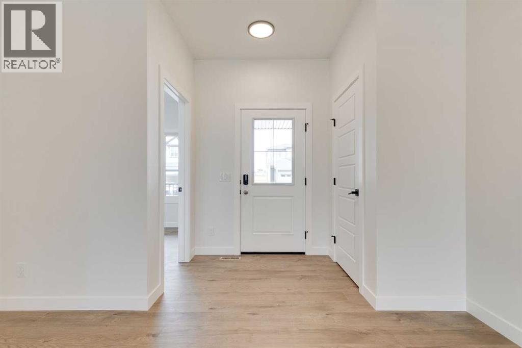 Photo 31 of 612 Buffaloberry Manor Se, Calgary AB