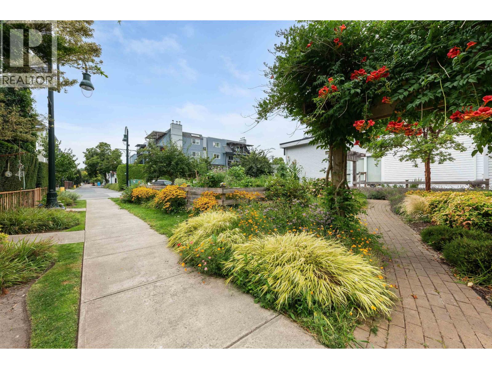 Photo 32 of 2 4949 47 A Avenue, Delta BC