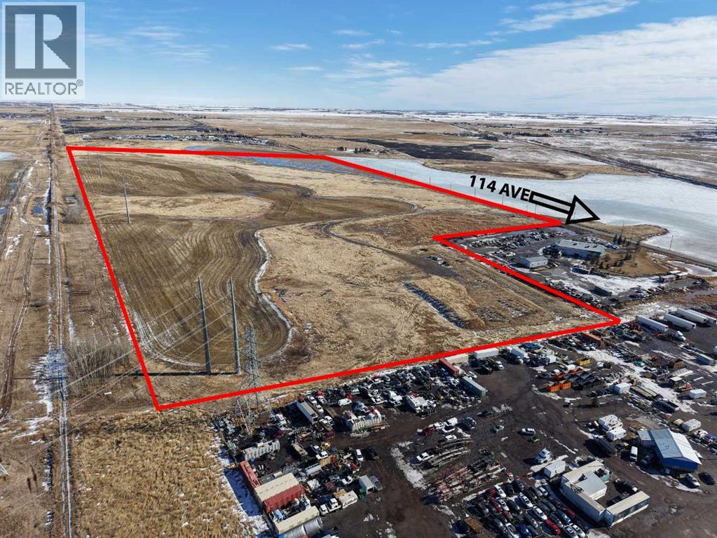 Photo 4 of 10600 114 Avenue Se, Calgary AB