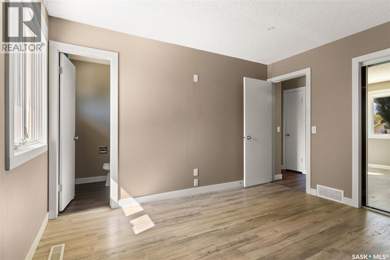 Photo 17 of 1027 Graham Road, Regina SK