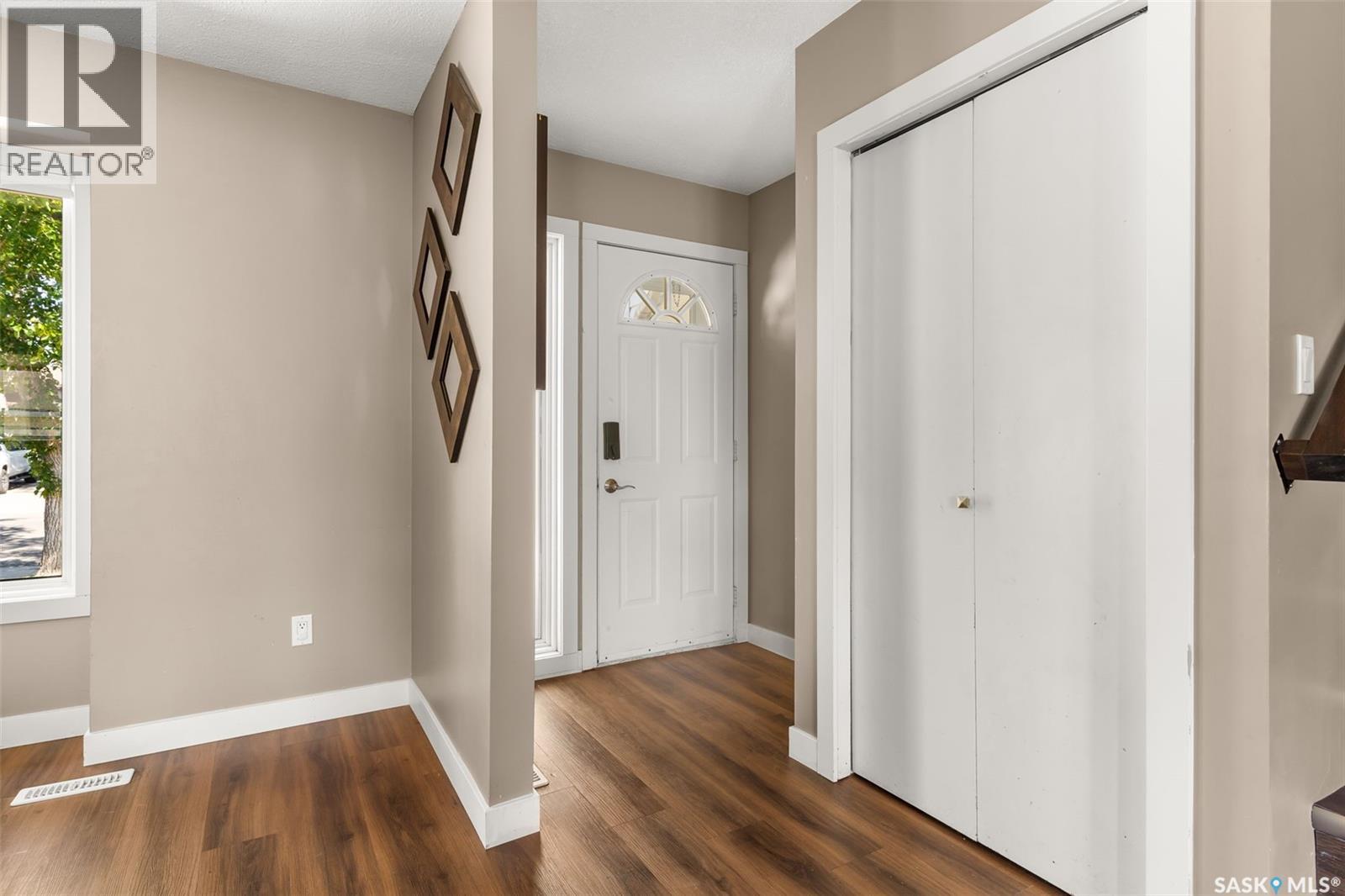 Photo 3 of 1027 Graham Road, Regina SK