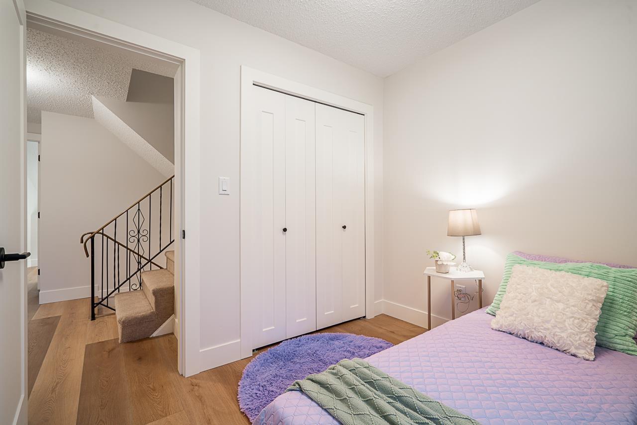 Photo 25 of 26886 32 Avenue, Langley BC