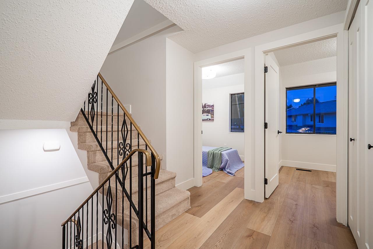 Photo 26 of 26886 32 Avenue, Langley BC