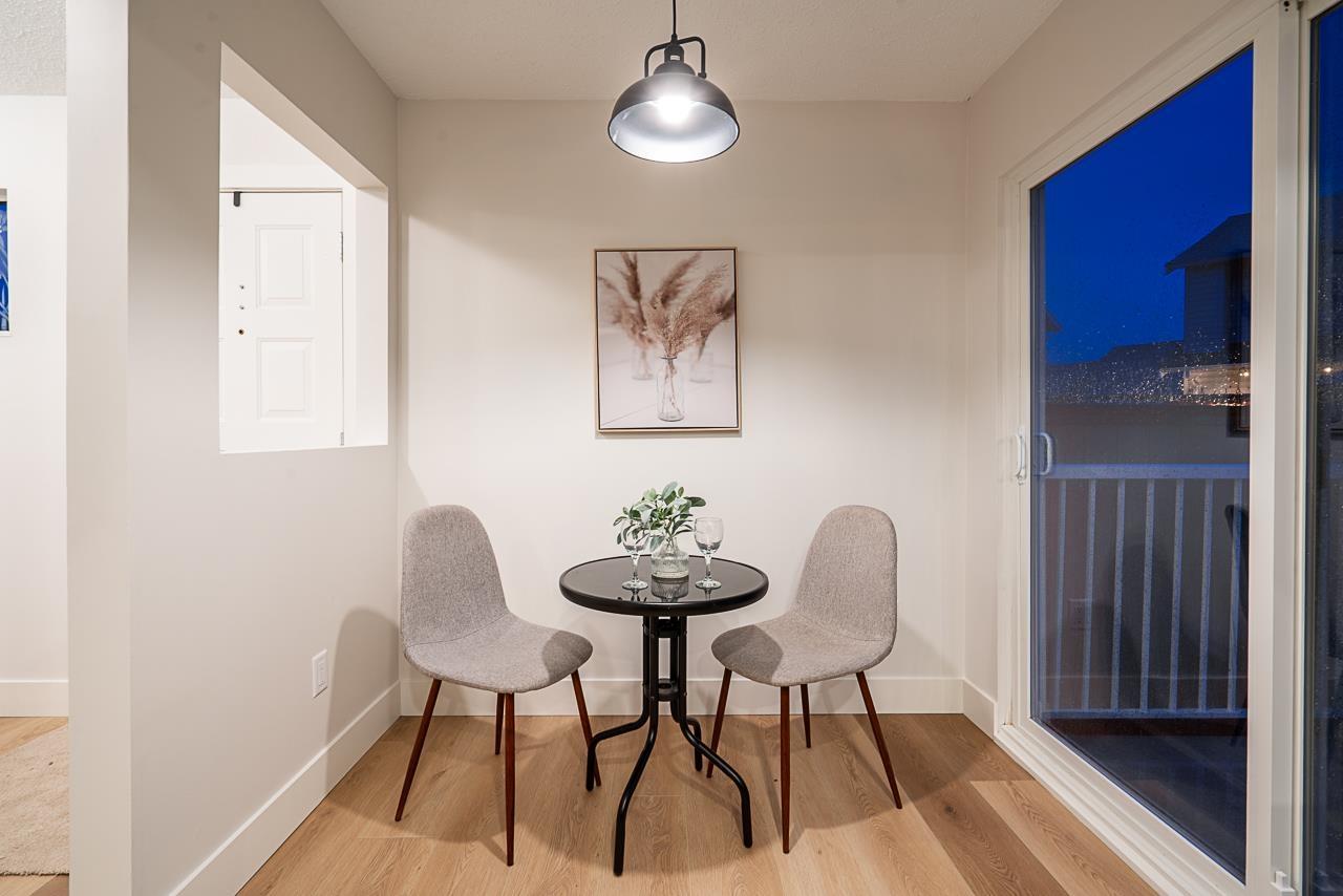 Photo 11 of 26886 32 Avenue, Langley BC