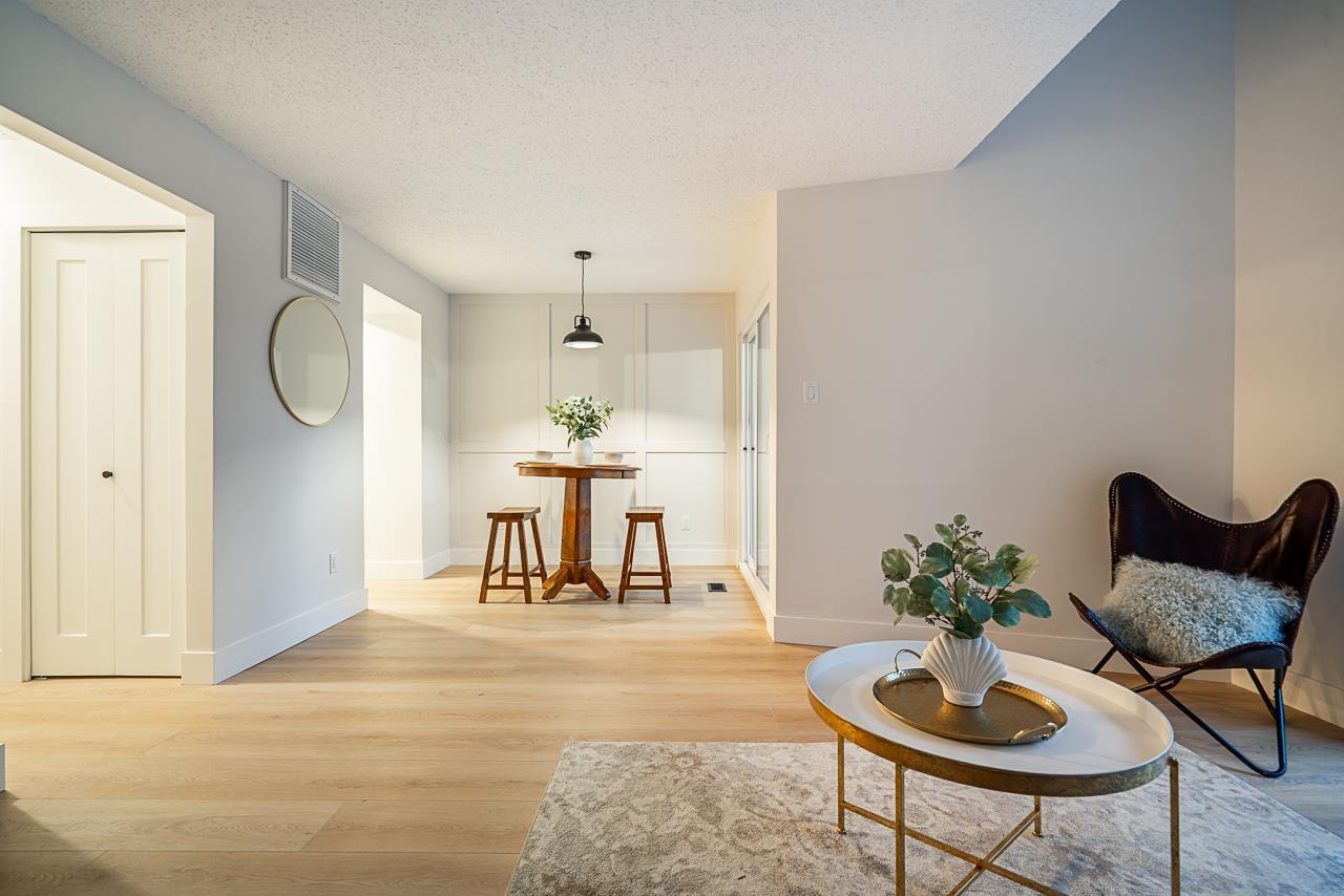 Photo 9 of 26886 32 Avenue, Langley BC