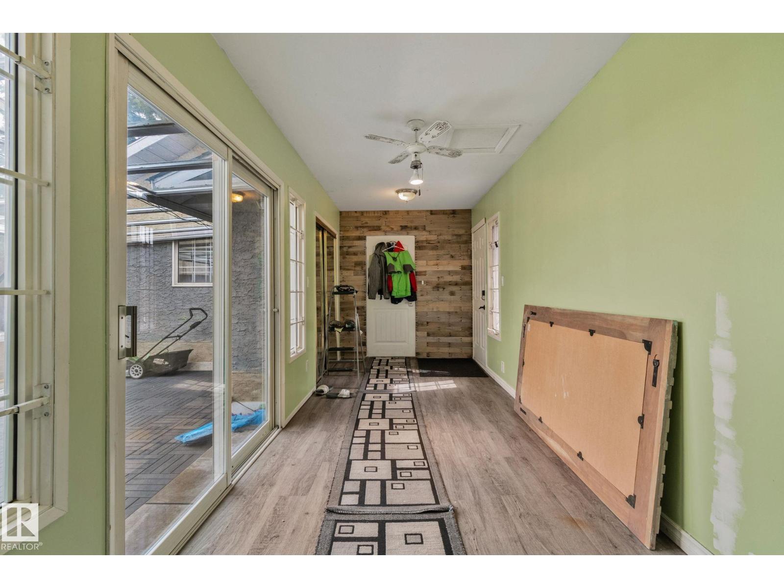 Photo 38 of 2051 49 A St Nw, Edmonton AB