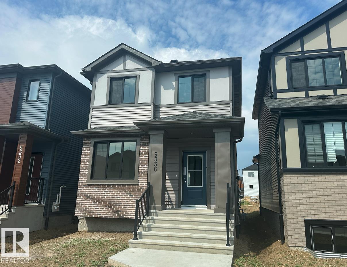 Photo 1 of 9336 221 St Nw, Edmonton AB