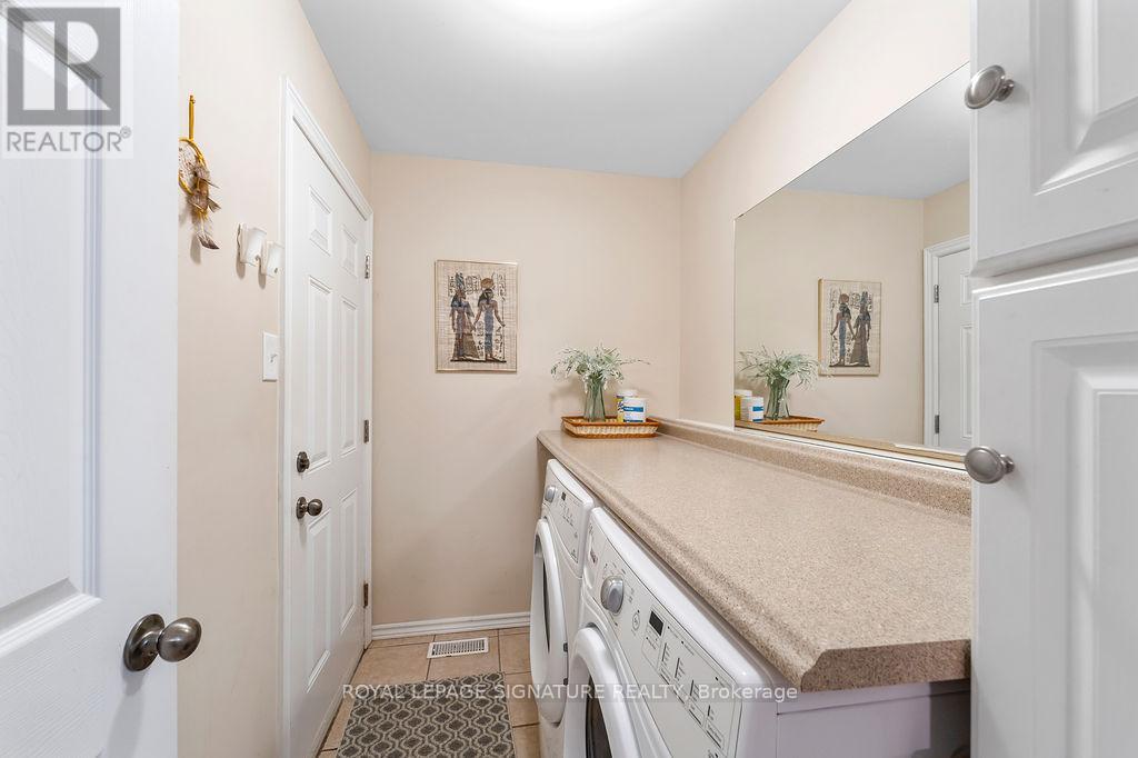 Photo 10 of 18 510 Queensway West, Norfolk ON